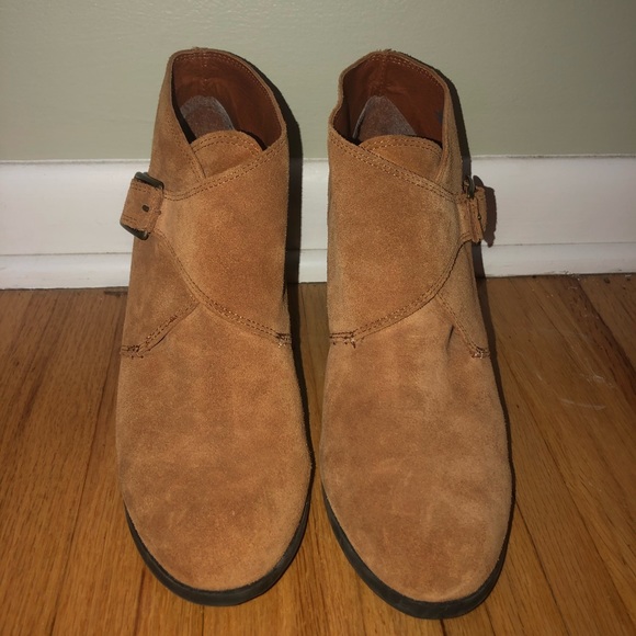 Lucky Brand Shoes - Lucky Brand Tan Booties